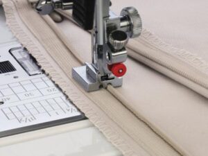 Foot NH MC8200 Inv Zipper 9mm